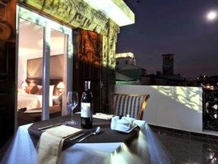 Hotel Legacy - Hang Bac